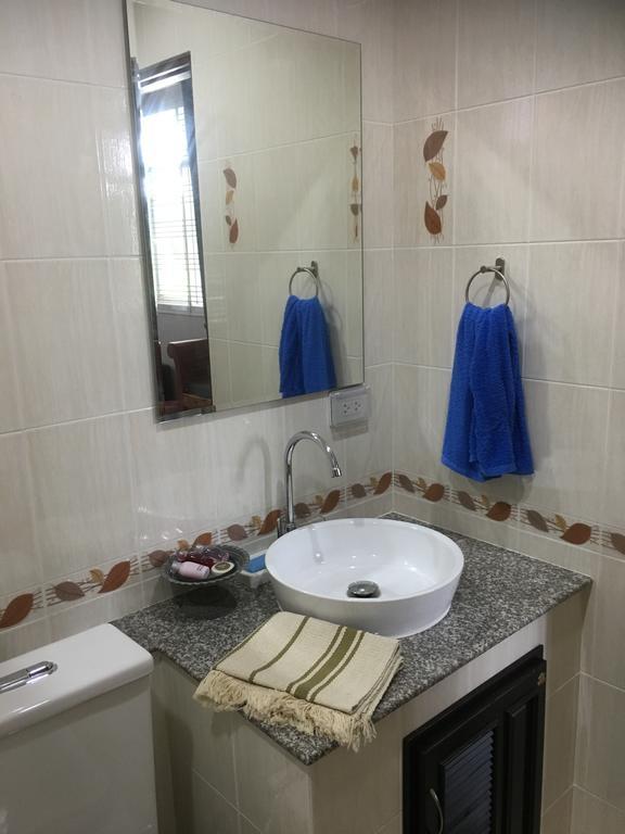 Homestay568 Roi Et Exterior foto